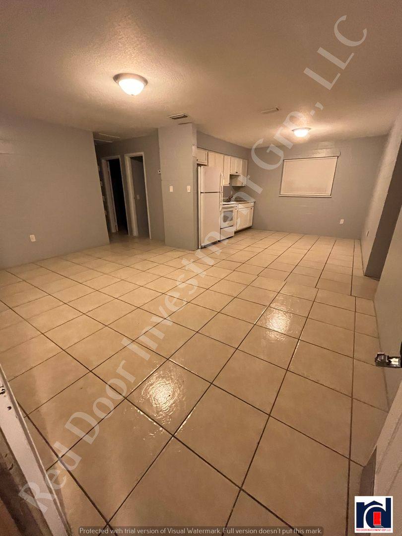 Apartment for rent at 1119 McNamee St, Leesburg, FL 34748