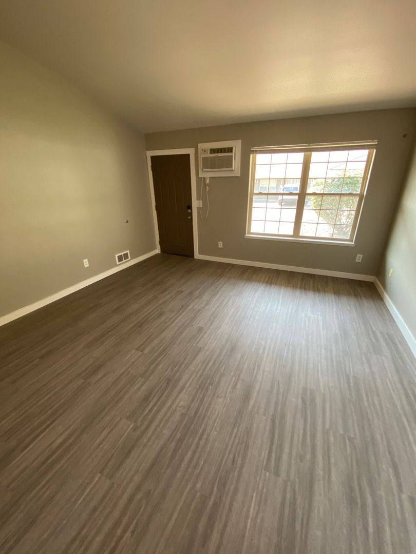 Apartment for rent at 311 W Naches Ave, Selah, WA 98942