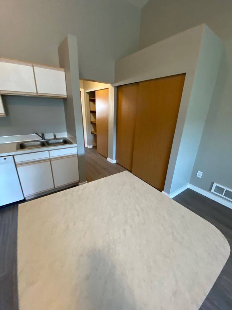Apartment for rent at 311 W Naches Ave, Selah, WA 98942