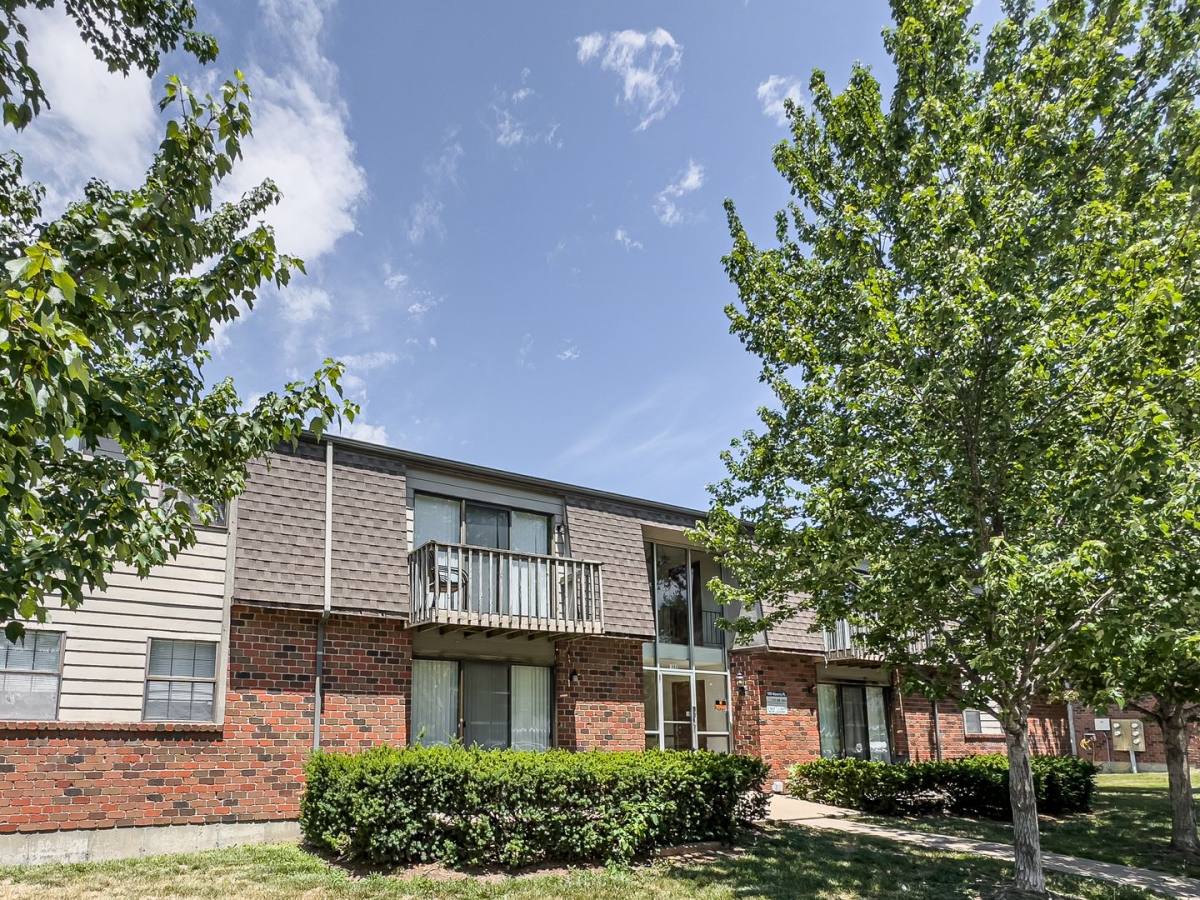 Apartment for rent at 1915 Waverly Court, Columbia, MO 65201