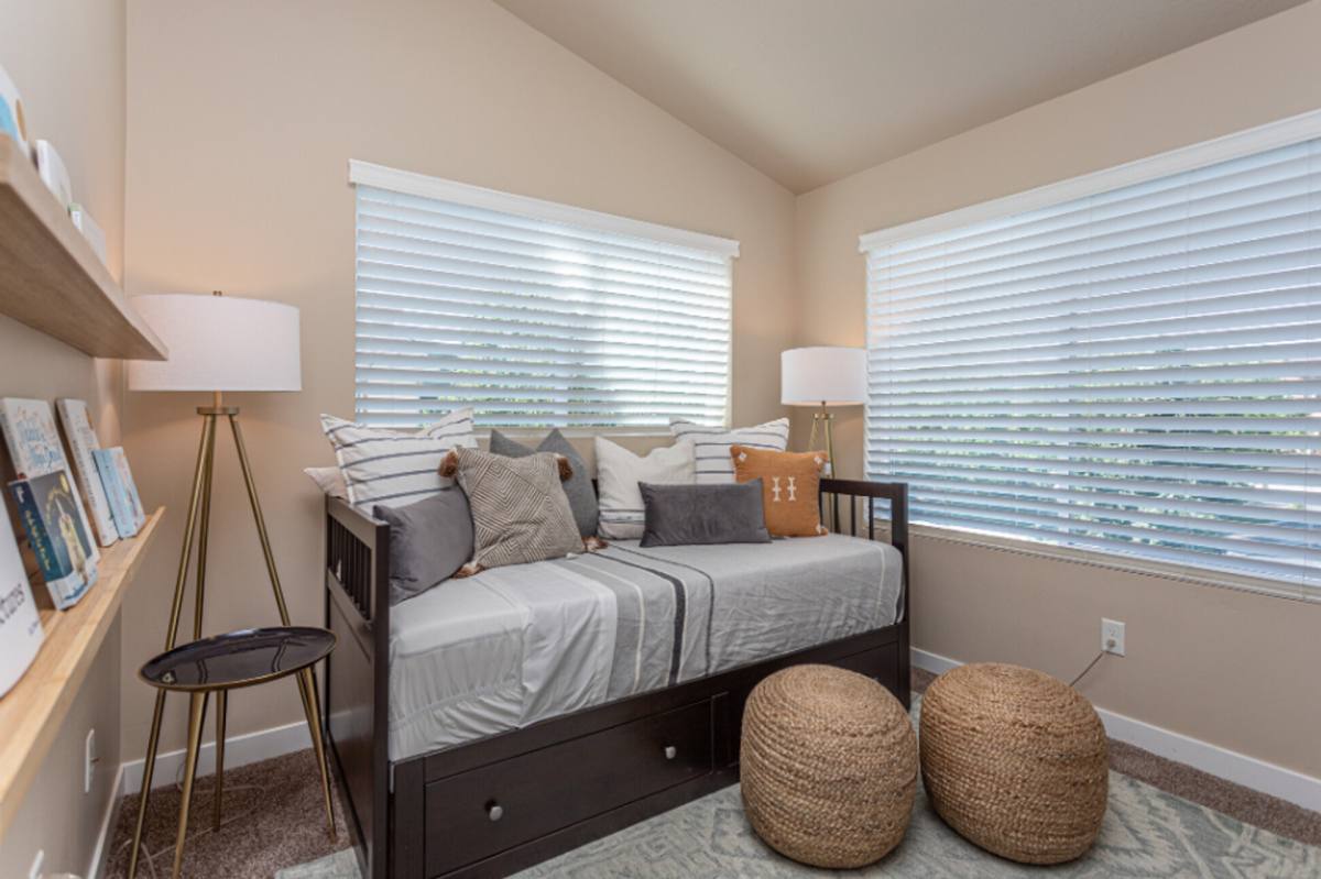 Apartment for rent at 985 W Willow Garden Paseo, Farmington, UT 84025