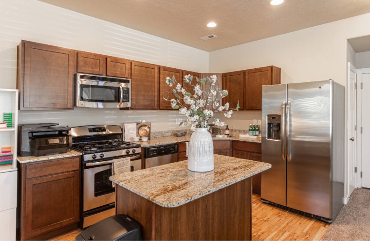 Apartment for rent at 985 W Willow Garden Paseo, Farmington, UT 84025