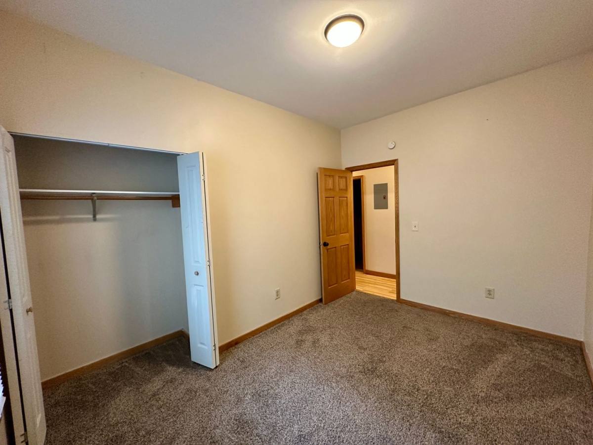 Apartment for rent at 2514 Emerson Ave S, Minneapolis, MN 55405
