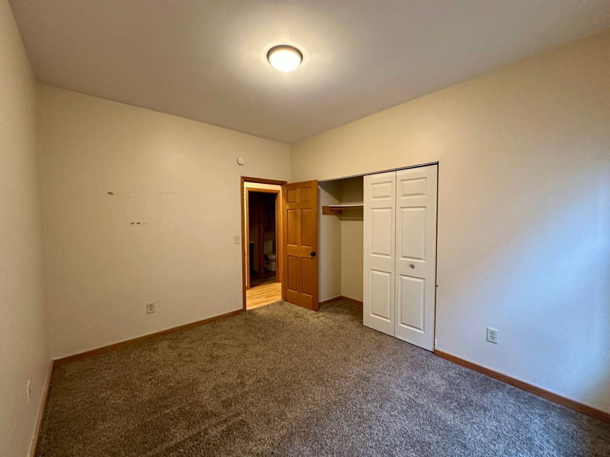 Apartment for rent at 2514 Emerson Ave S, Minneapolis, MN 55405