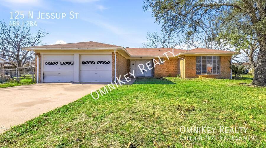 House for rent at 125 N Jessup St, Alvarado, TX 76009