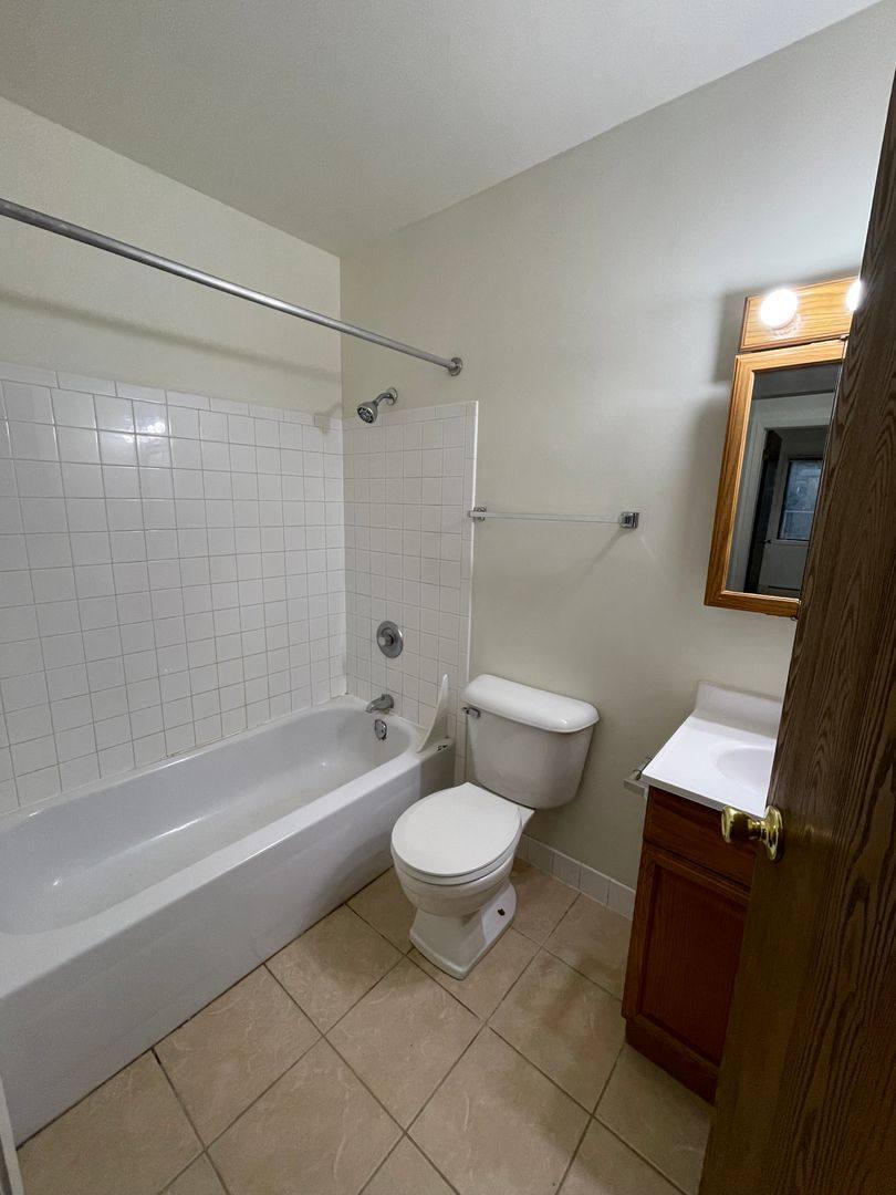 Apartment for rent at 526-540 Sugar Creek Rd, Delavan, WI 53115