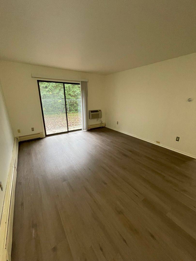 Apartment for rent at 526-540 Sugar Creek Rd, Delavan, WI 53115
