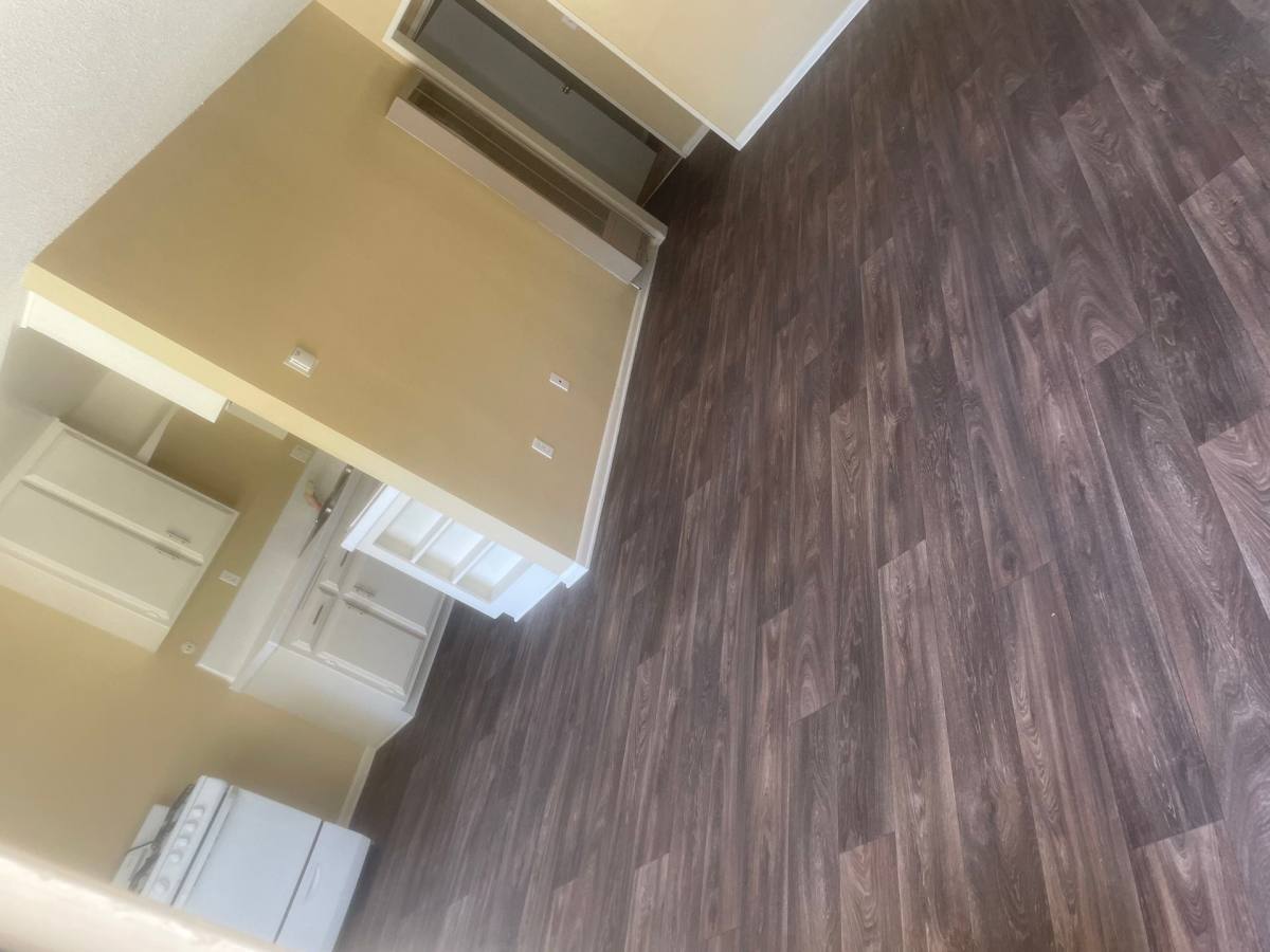 Apartment for rent at 15731 Pasadena Ave, Tustin, CA 92780