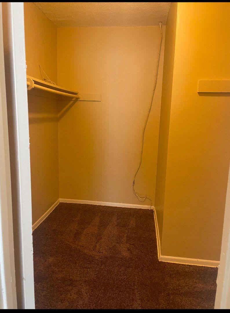 Apartment for rent at 15731 Pasadena Ave, Tustin, CA 92780