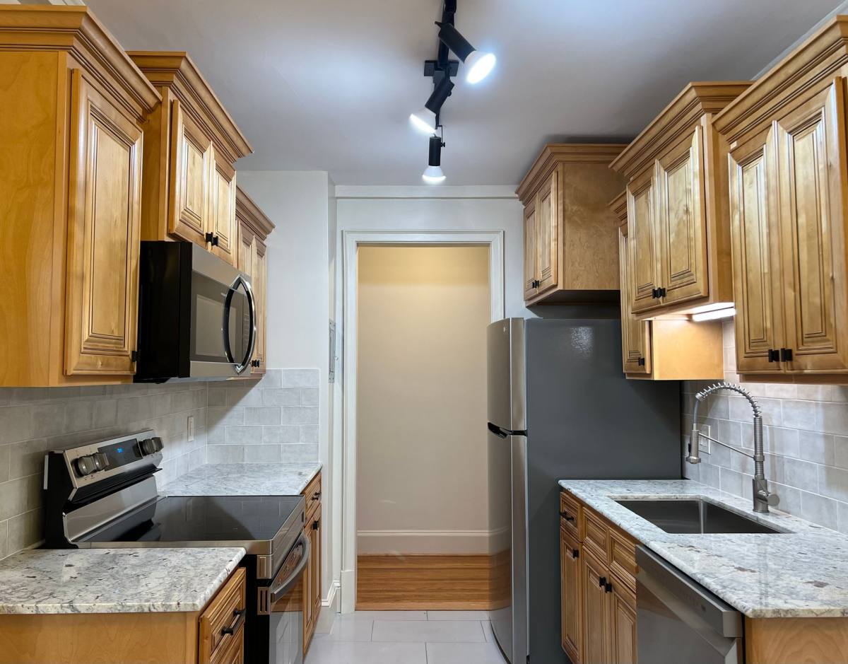 Apartment for rent at 171-175 Linwood Ave, Buffalo, NY 14209