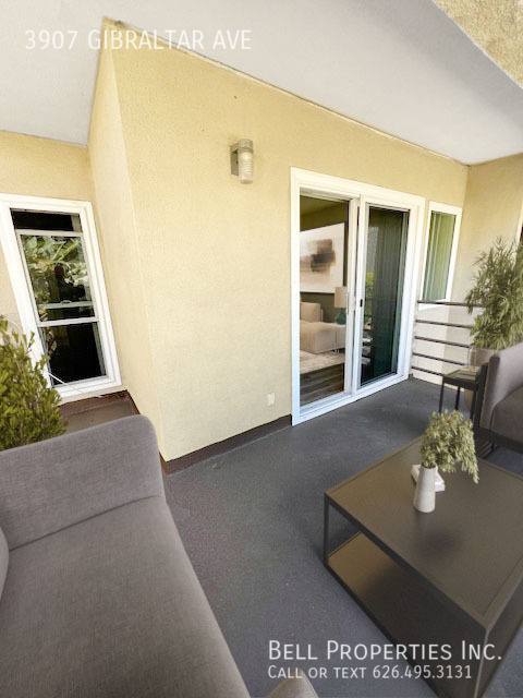 Apartment for rent at 3907 Gibraltar Ave, Los Angeles, CA 90008