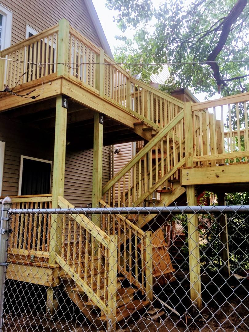 Apartment for rent at 1034 W 61st St, Chicago, IL 60621