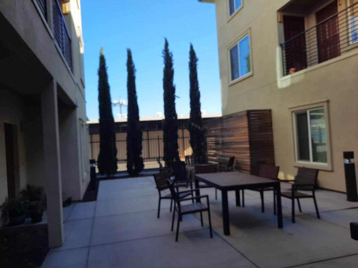 Apartment for rent at 5497 Carlson Dr, Sacramento, CA 95819