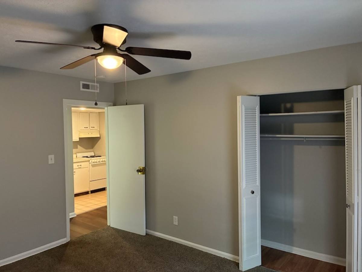 Apartment for rent at 1139 Minor Lane, Louisville, KY 40219