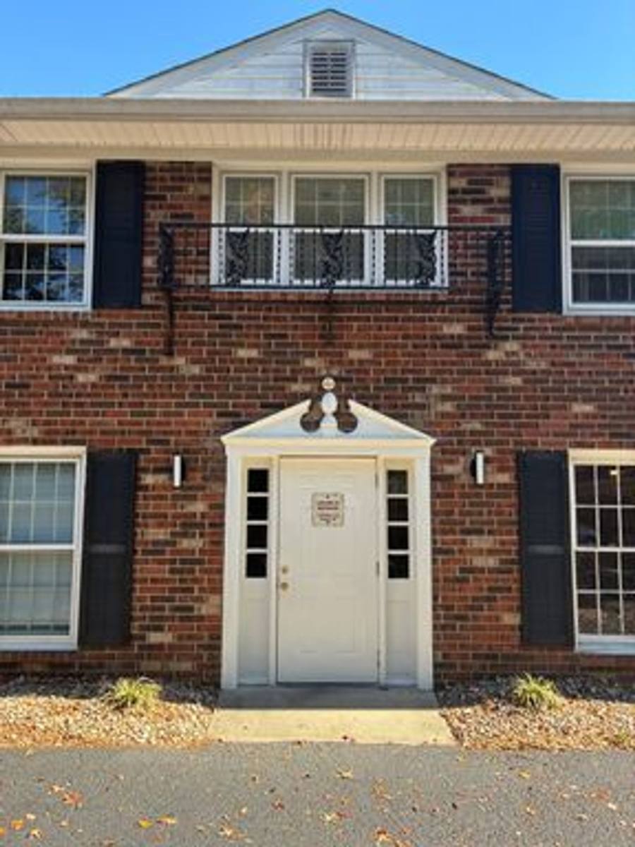 Apartment for rent at 1139 Minor Lane, Louisville, KY 40219