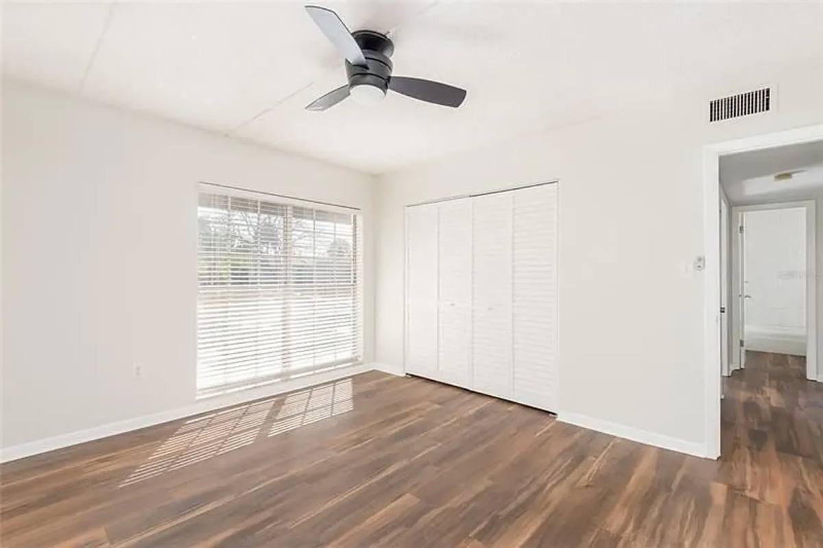Apartment for rent at 3211 W De Leon St, Tampa, FL 33609