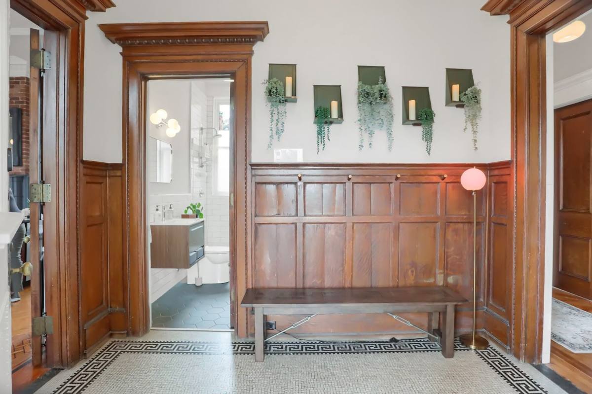 Apartment for rent at 254 N Allegheny St, Bellefonte, PA 16823