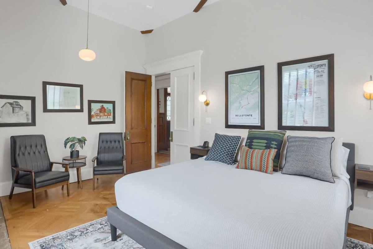 Apartment for rent at 254 N Allegheny St, Bellefonte, PA 16823