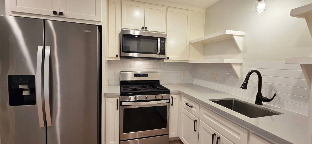 Apartment for rent at 2552 - 2554 27th St, Sacramento, CA 95818