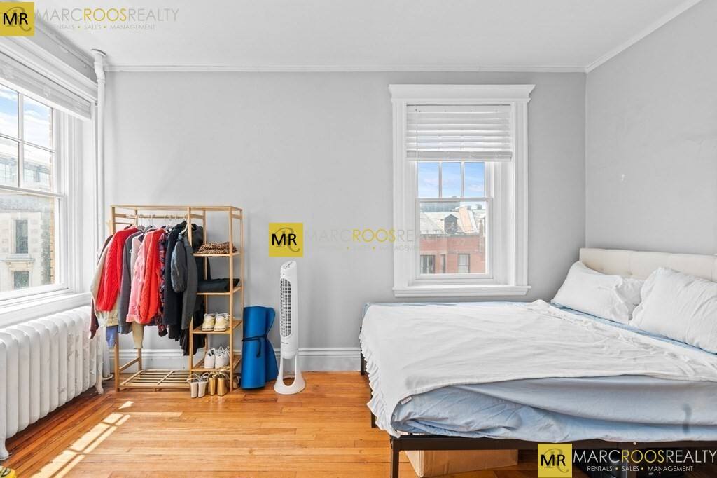 Apartment for rent at 282 Newbury St #14, Boston, MA 02116