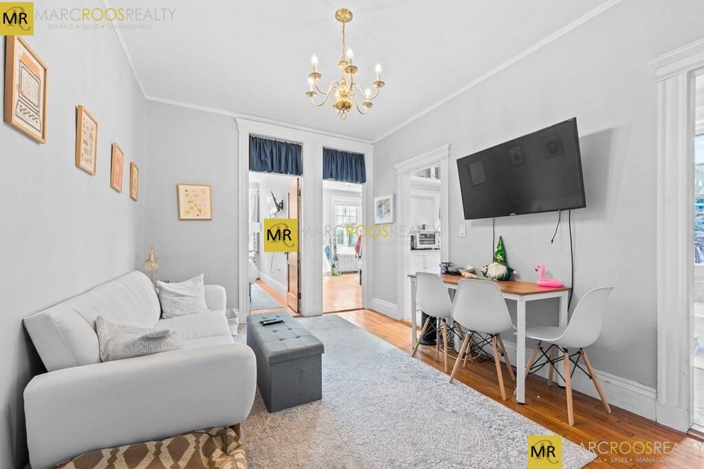 Apartment for rent at 282 Newbury St #14, Boston, MA 02116