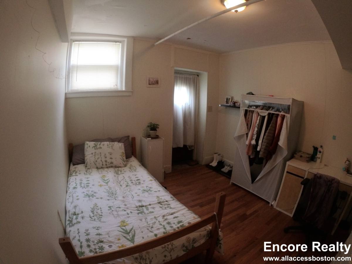 Apartment for rent at 241 Freeman St #D, Brookline, MA 02446