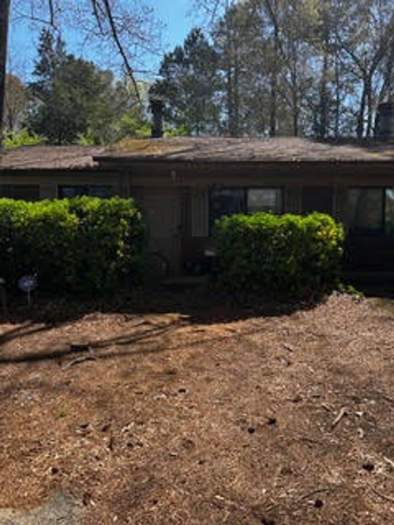 Apartment for rent at 315 Epps Bridge Rd, Athens, GA 30606