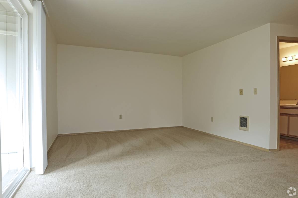 Apartment for rent at 1915 21st Ave SE, Albany, OR 97322