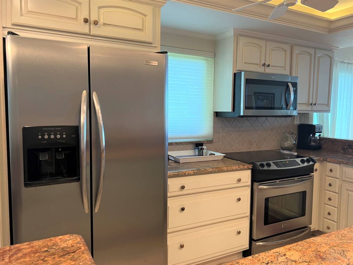 Condo for rent at 555 N The Esplanade, Venice, FL 34285