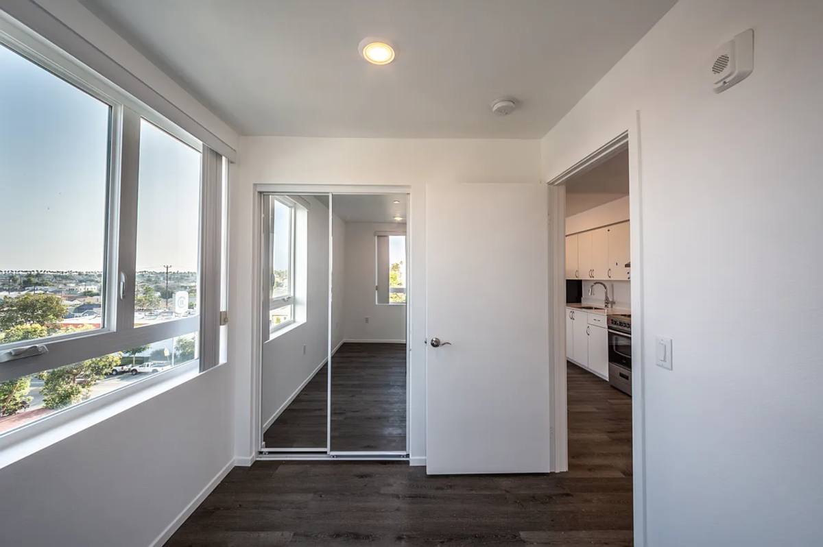 Apartment for rent at 4238 S Western Ave, Los Angeles, CA 90062