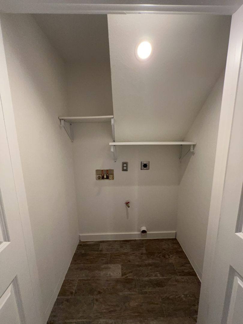 Apartment for rent at 1917 Thonig Rd, Houston, TX 77055