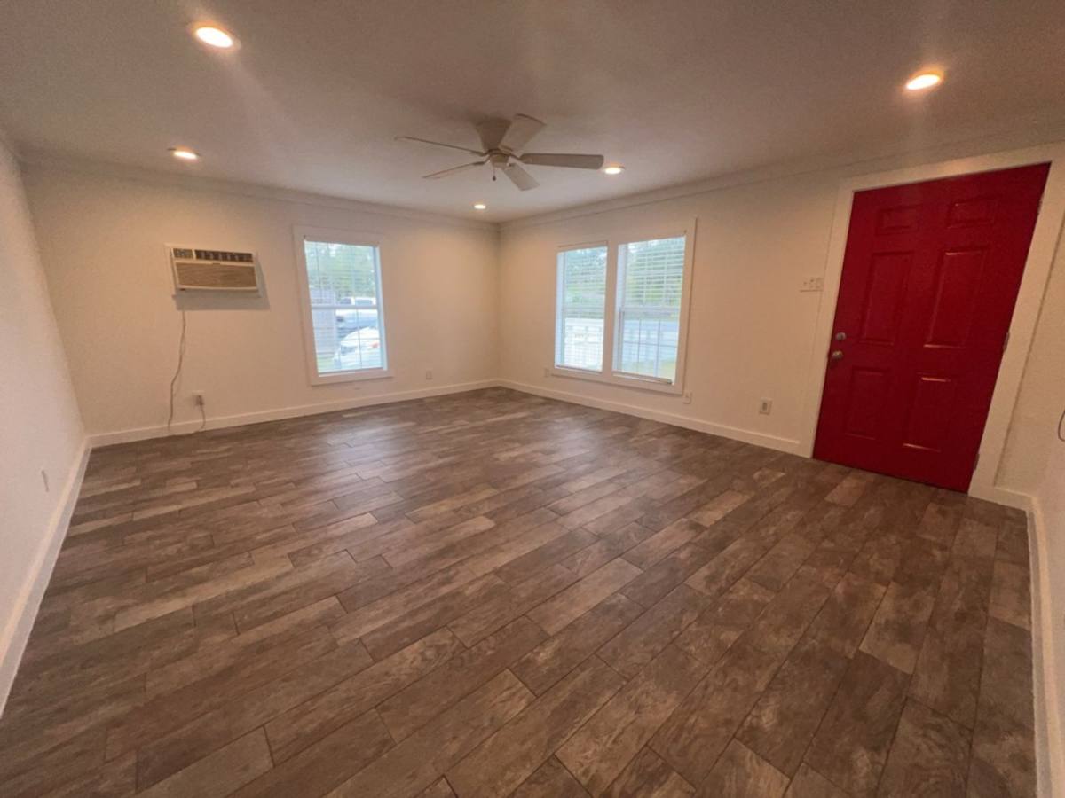 Apartment for rent at 1917 Thonig Rd, Houston, TX 77055