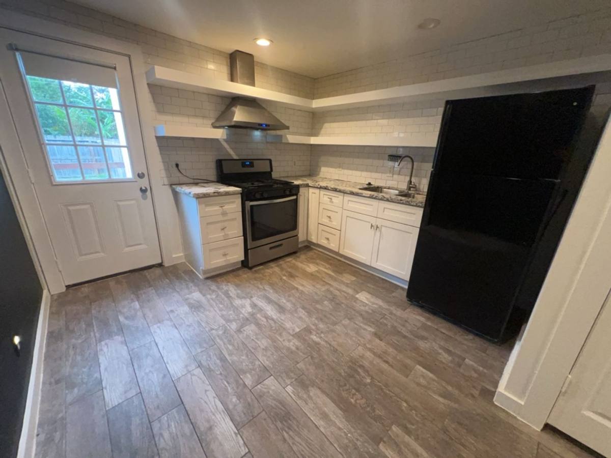 Apartment for rent at 1917 Thonig Rd, Houston, TX 77055