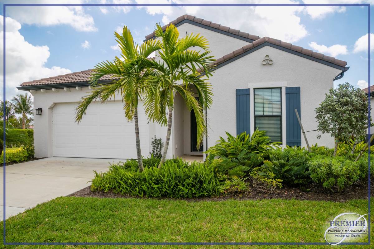 House for rent at 1466 Artesia Dr W, Naples, FL 34113