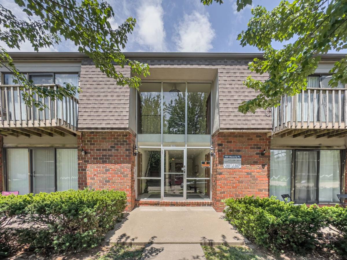 Apartment for rent at 1909 Waverly Court, Columbia, MO 65201