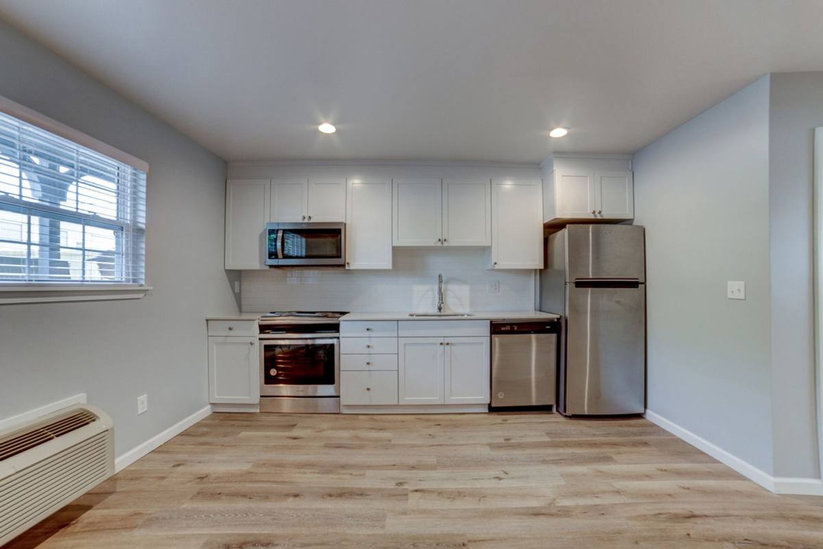 Apartment for rent at 2432 E 10th St, Tulsa, OK 74104