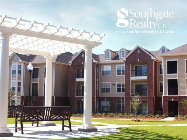 Apartment for rent at 155 Cross Creek Parkway, Hattiesburg, MS 39402