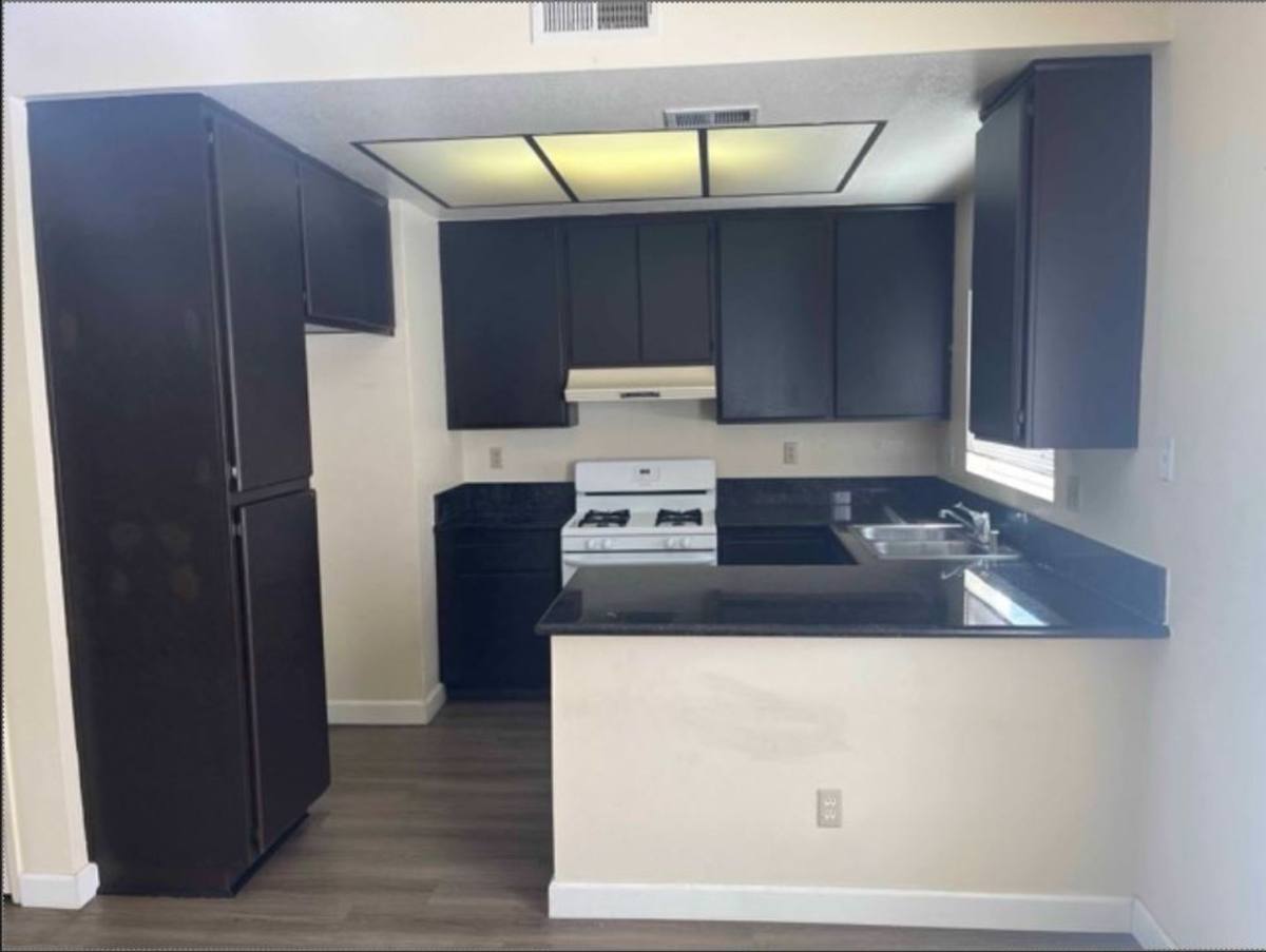 Apartment for rent at 79 & 89 Roosevelt Ave, Pasadena, CA 91107