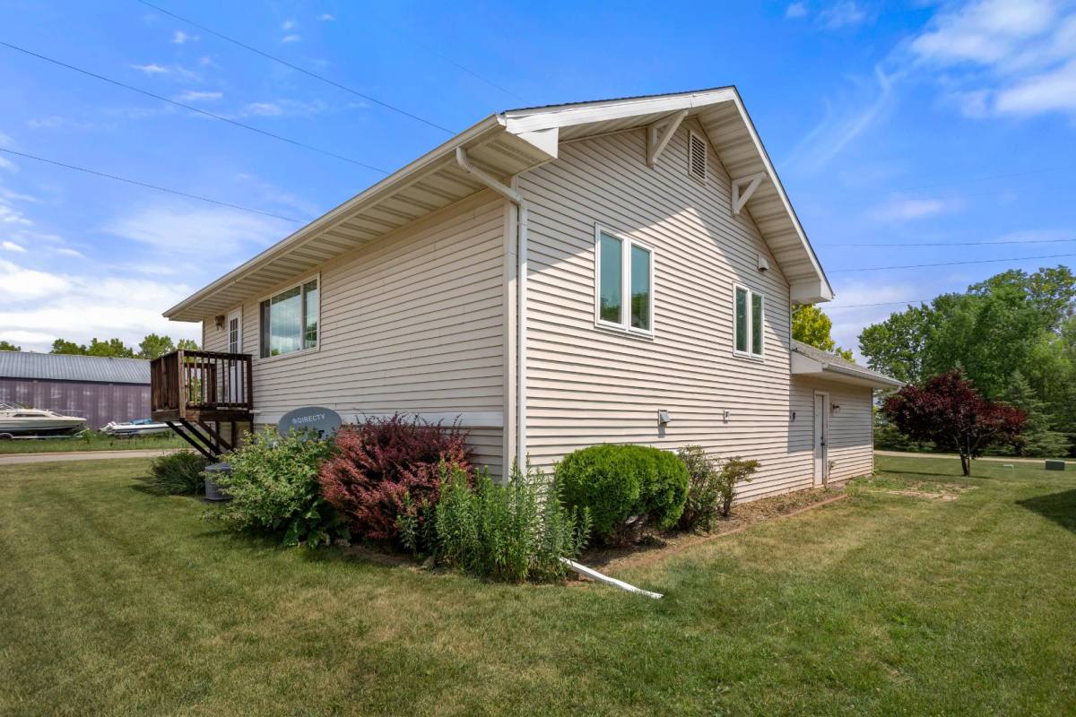 House for rent at 1891 Natures Way, Menasha, WI 54952