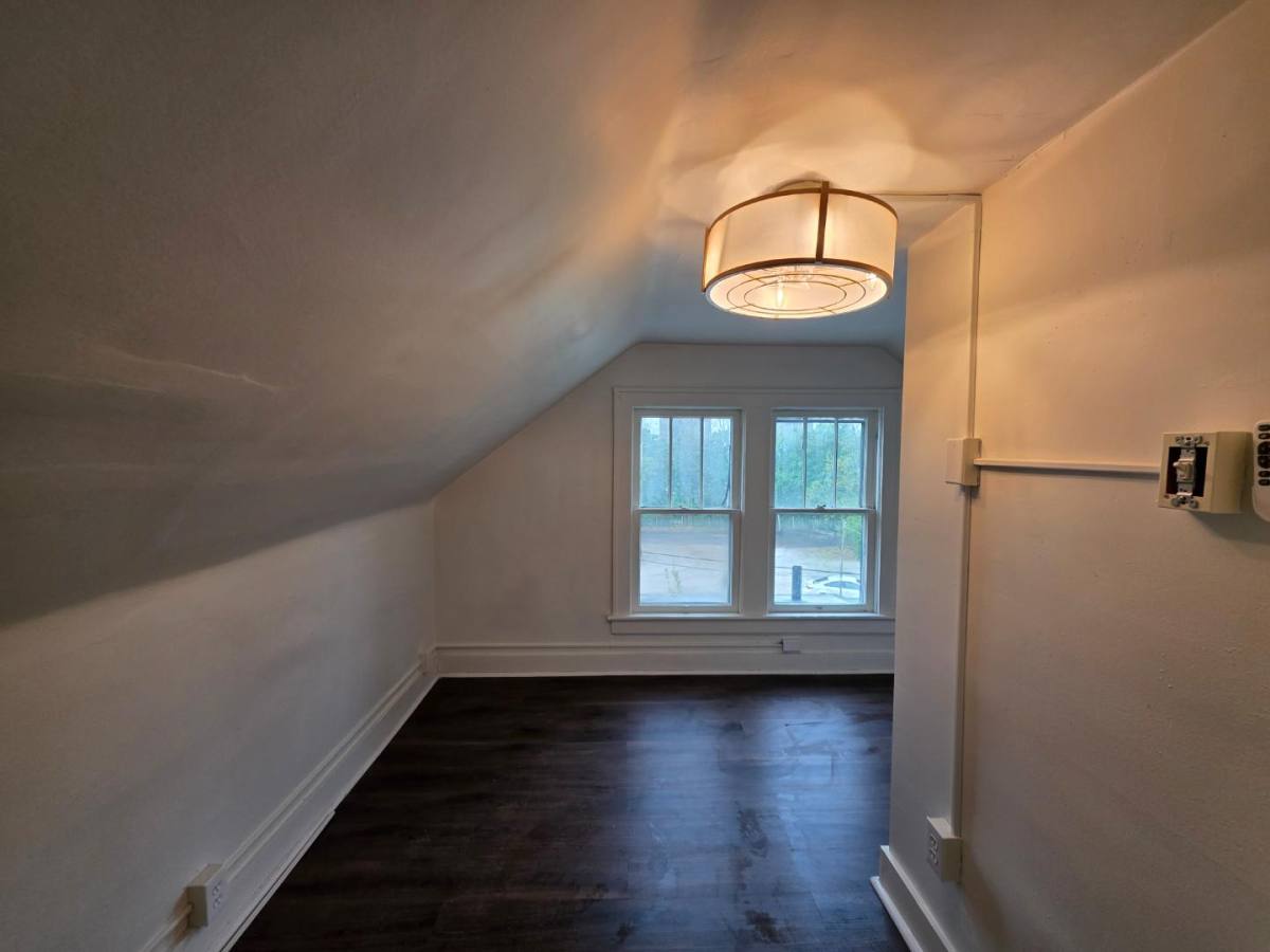 Apartment for rent at 107 Dawes Ave #3, Akron, OH 44302
