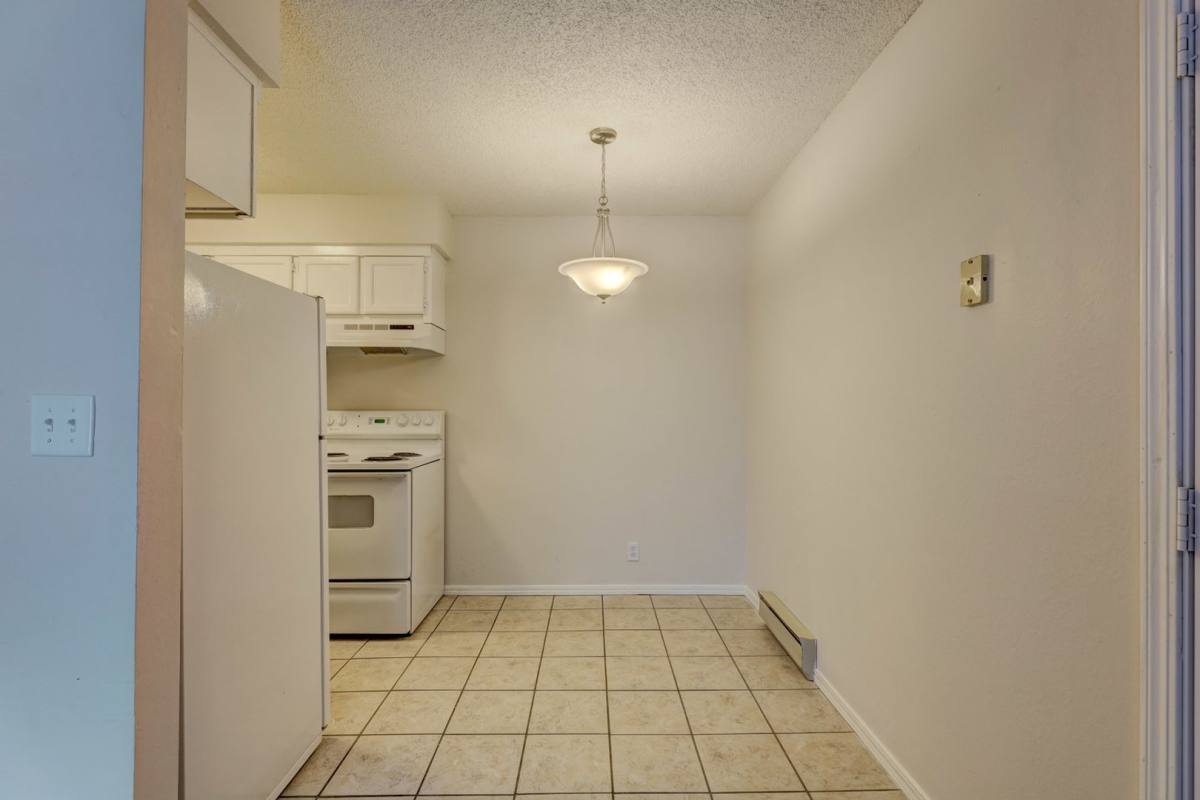 Apartment for rent at 515 Alameda St, Norman, OK 73071