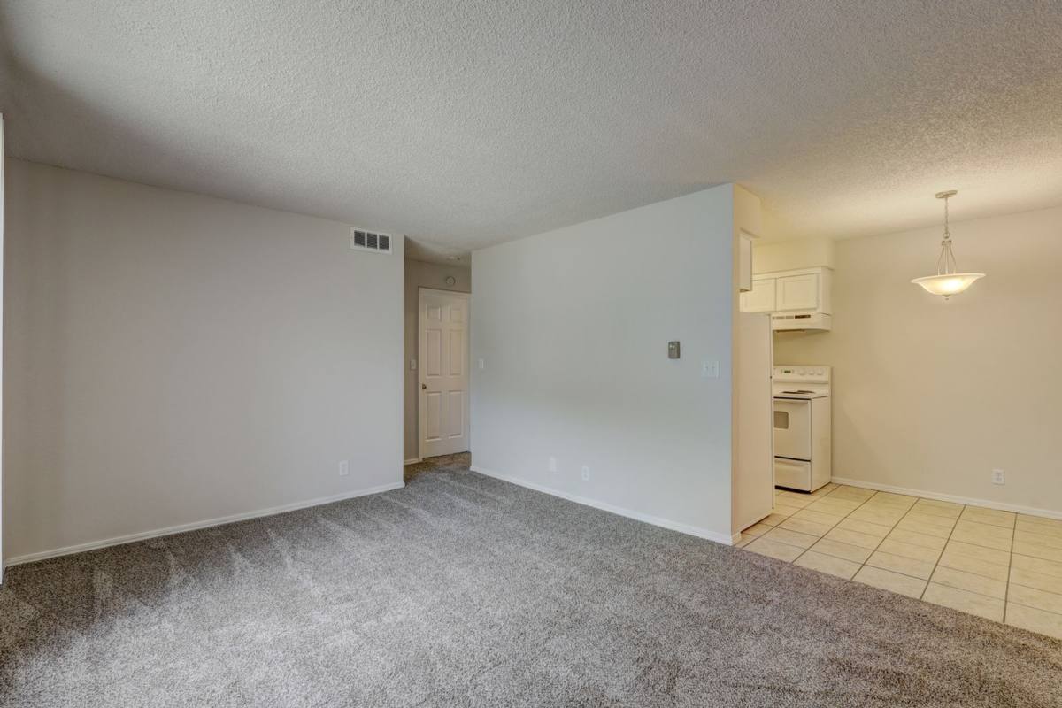 Apartment for rent at 515 Alameda St, Norman, OK 73071