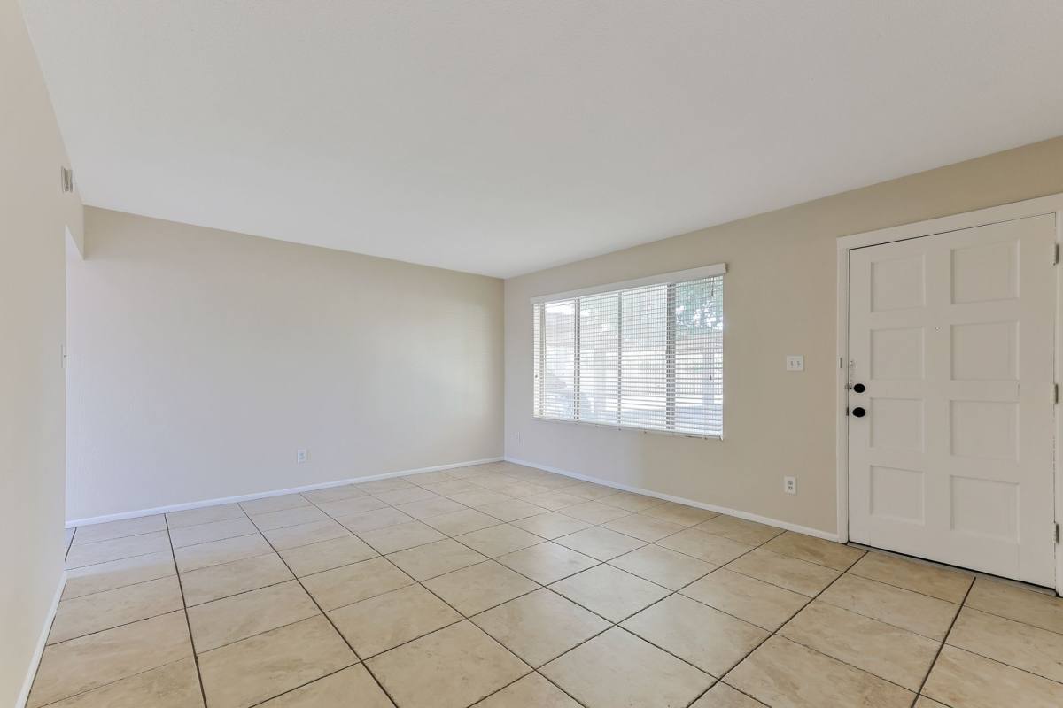 Apartment for rent at 5105 S La Rosa, Tempe, AZ 85282