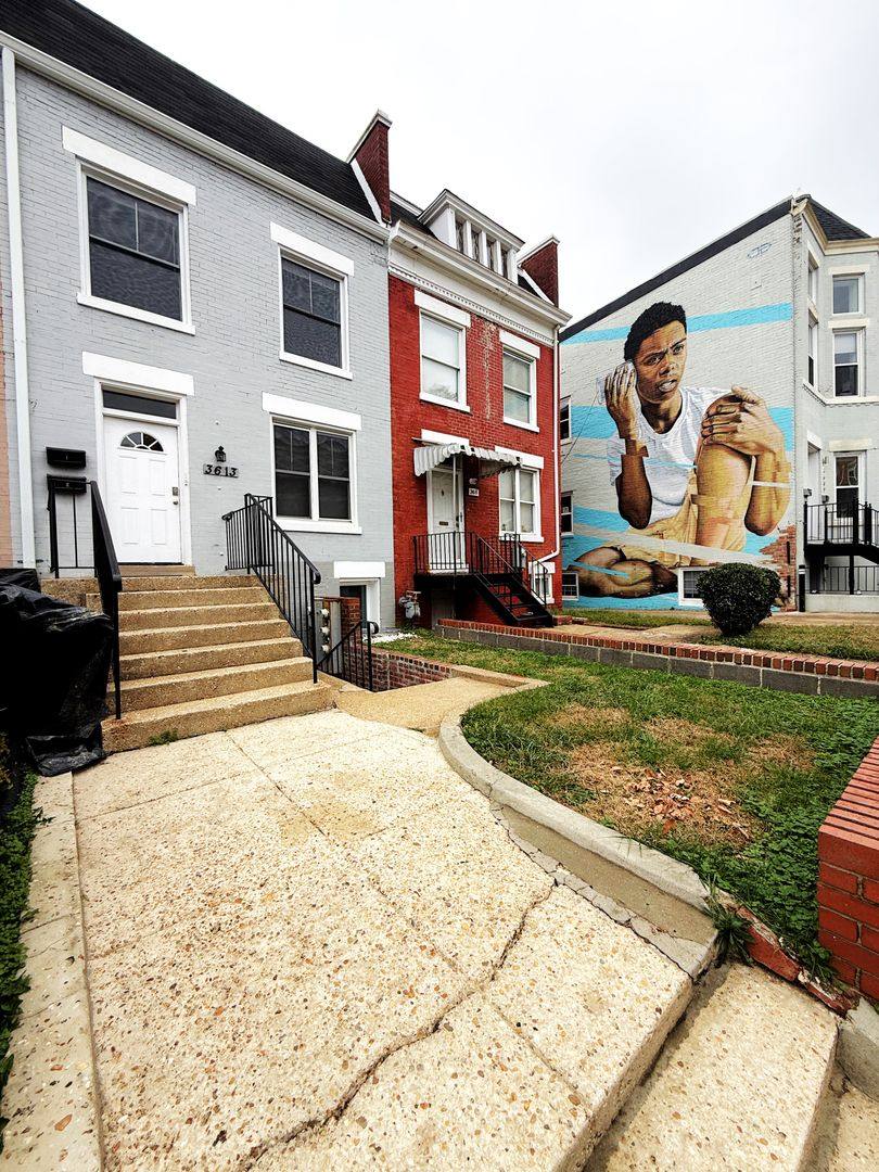 Apartment for rent at 3613 13th St NW, Washington, DC 20010