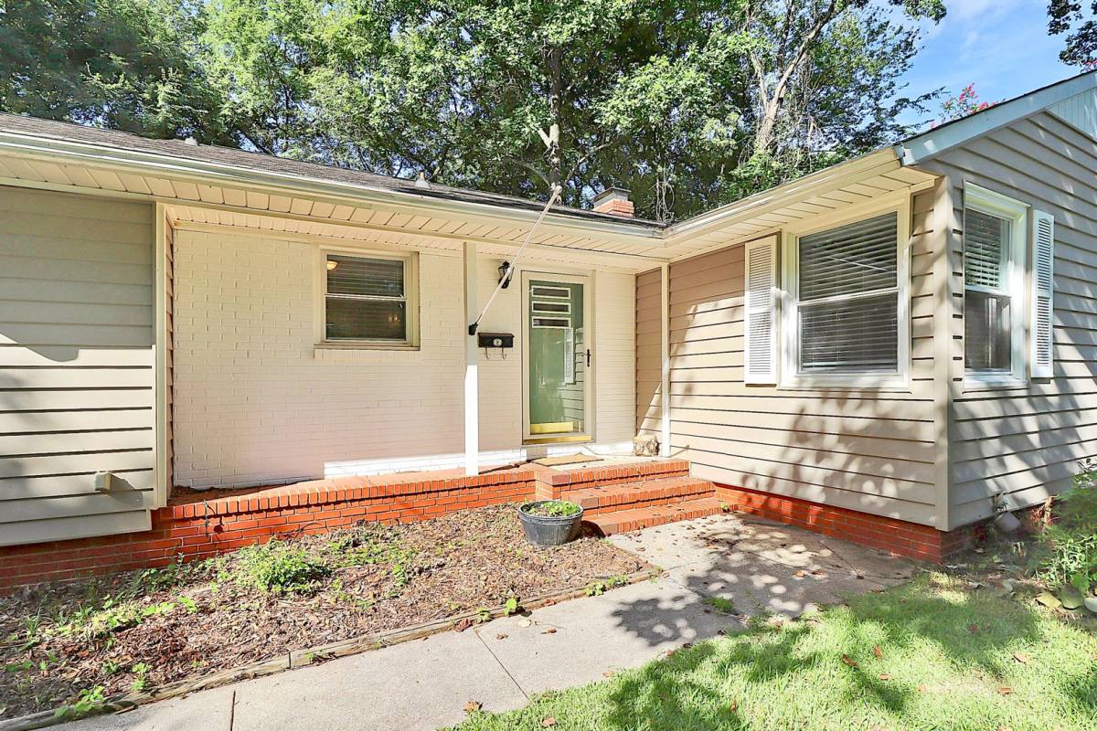 House for rent at 228 Seneca Place, Charlotte, NC 28210