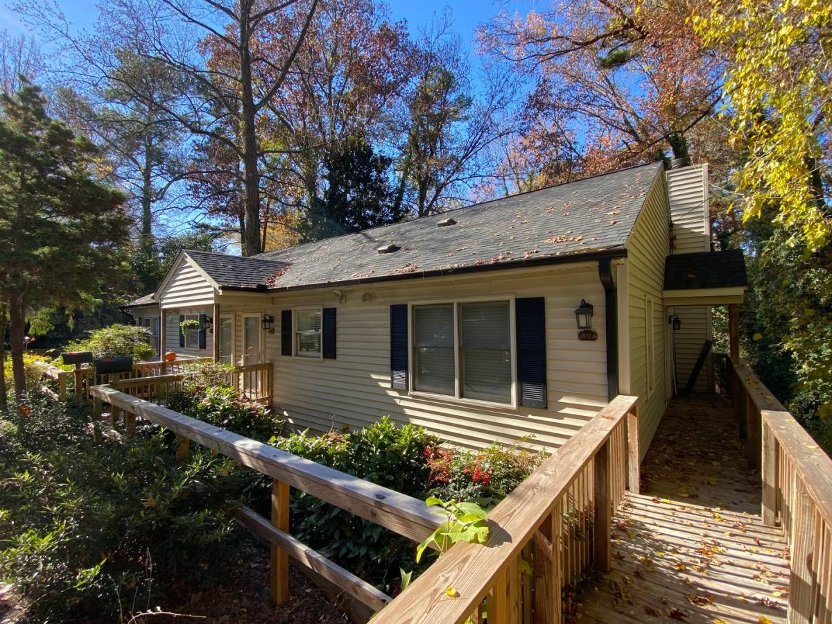 Apartment for rent at 2812 Wayland Dr, Raleigh, NC 27608