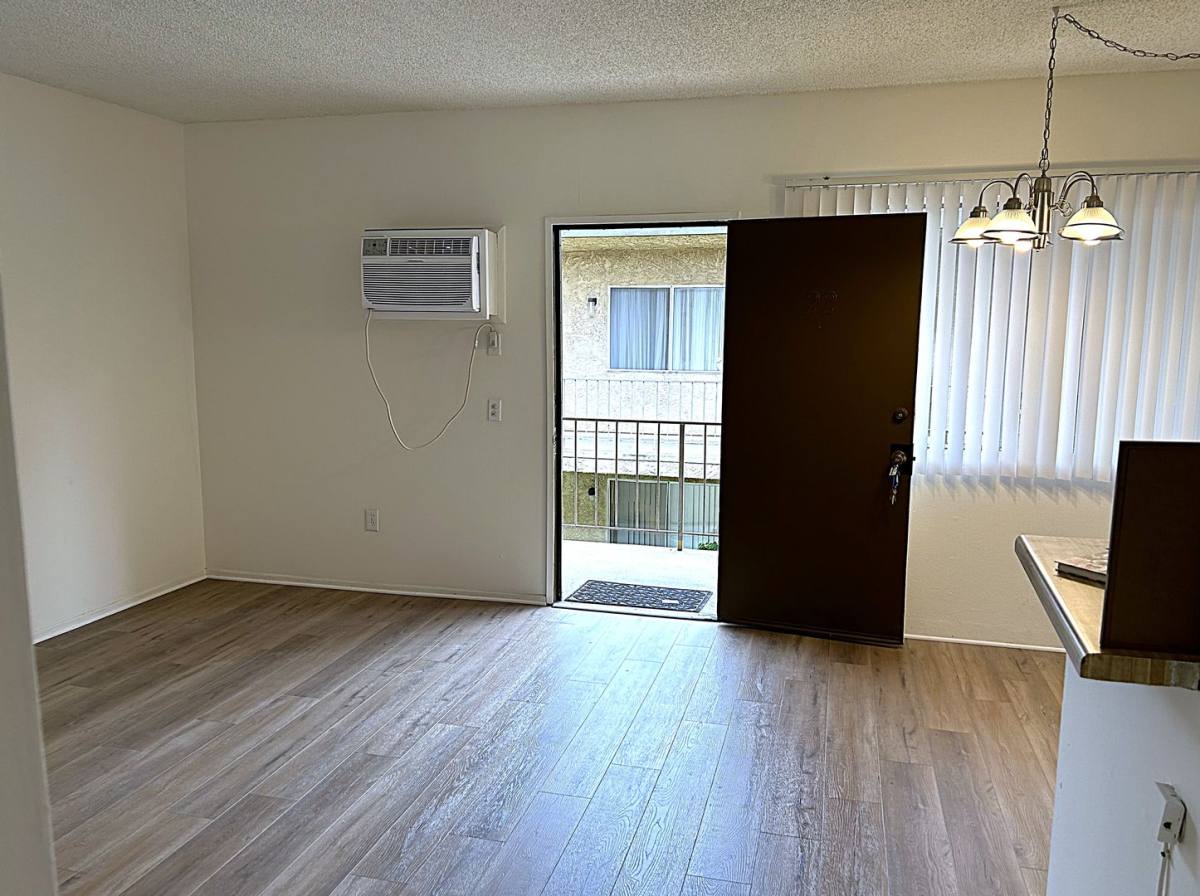 Apartment for rent at 7457 Woodman Ave, Van Nuys, CA 91405