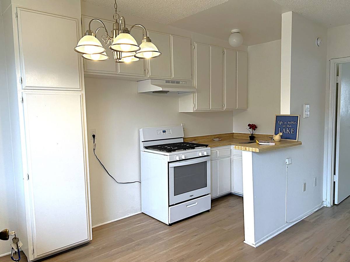 Apartment for rent at 7457 Woodman Ave, Van Nuys, CA 91405