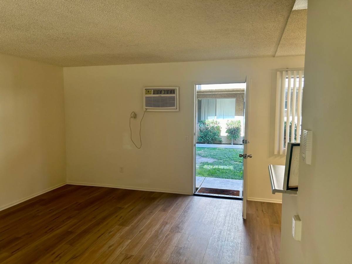 Apartment for rent at 7457 Woodman Ave, Van Nuys, CA 91405