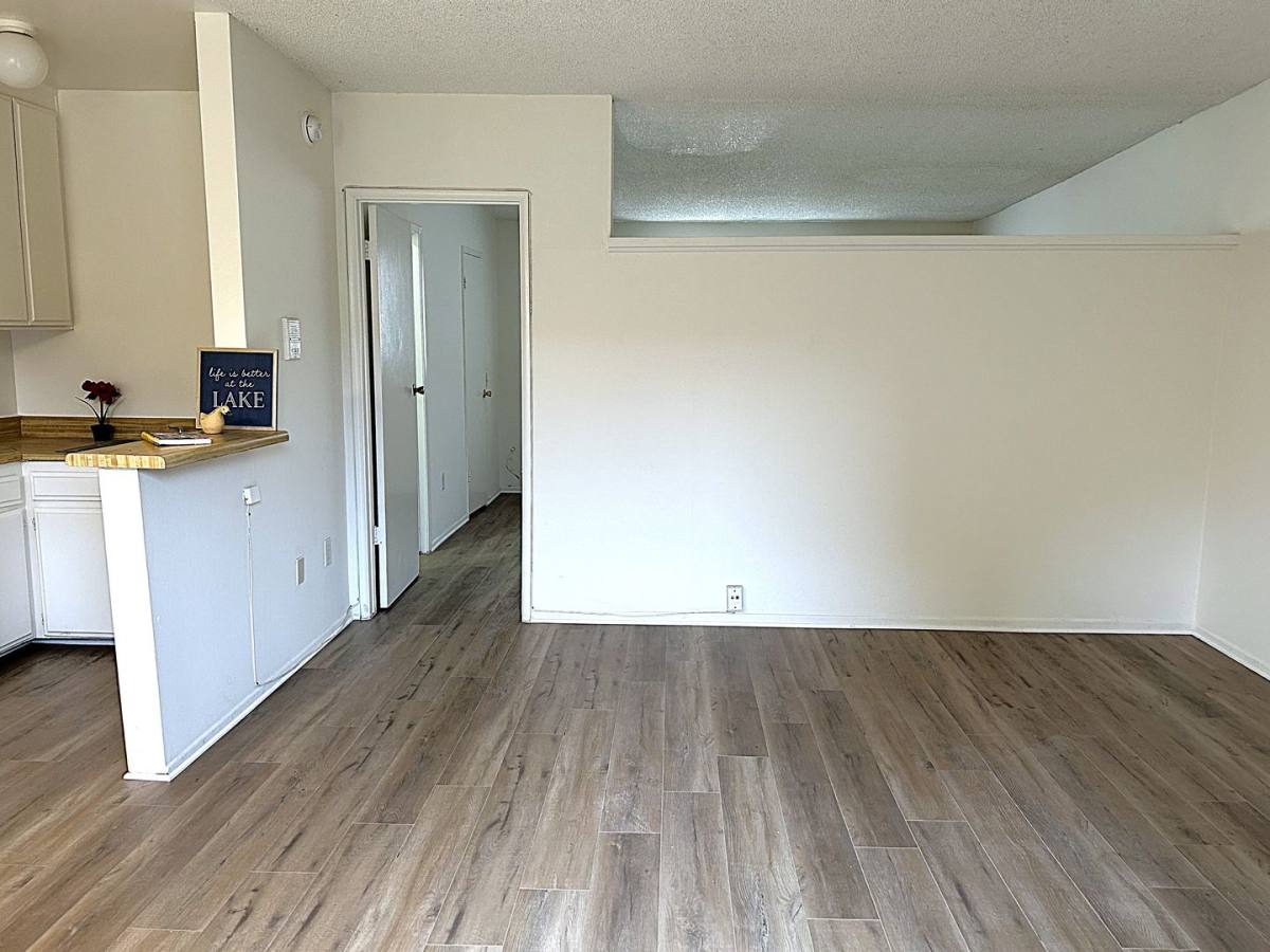 Apartment for rent at 7457 Woodman Ave, Van Nuys, CA 91405